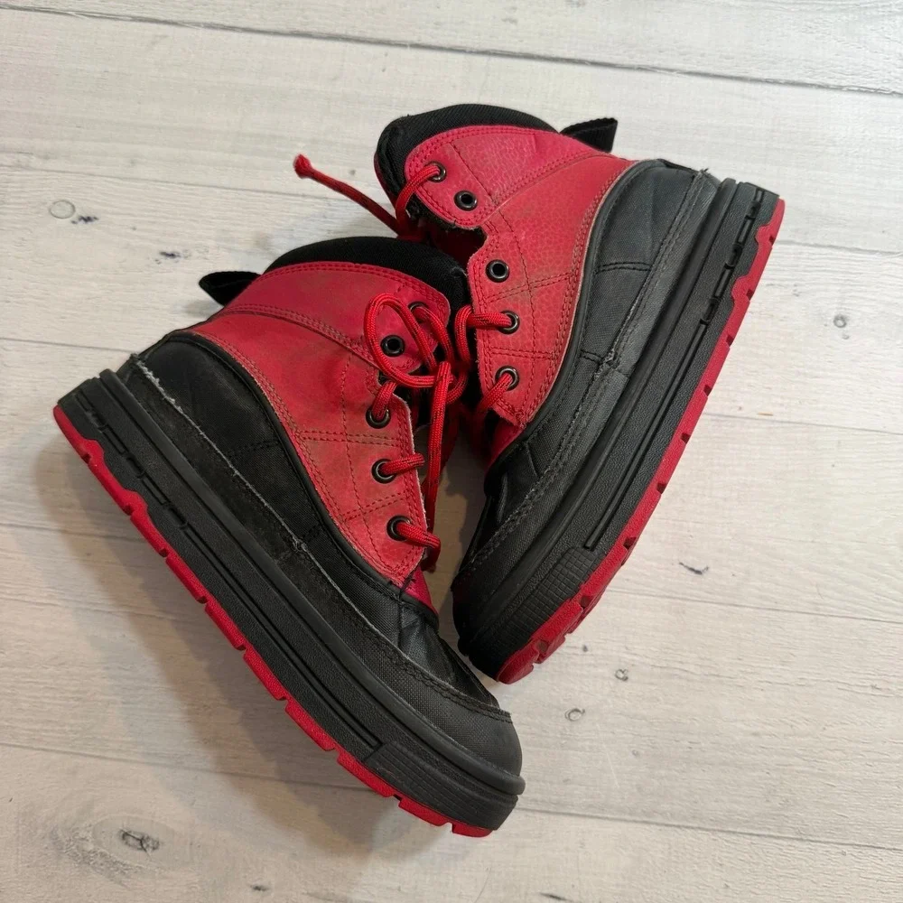 Nike ACG Woodside 2 High Boots little kids Size 13 red Black‎ 524873-601